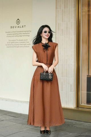 VGU2076 SET CAM TAY HẾN ĐÍNH HOA - CHÂN VÁY DÀI