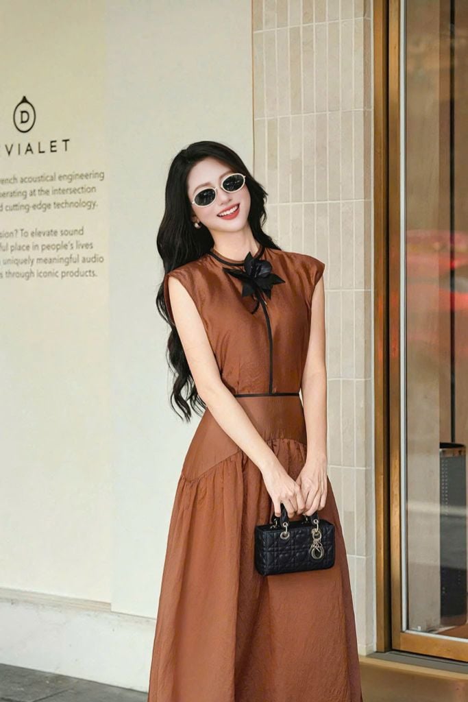 VGU2076 SET CAM TAY HẾN ĐÍNH HOA - CHÂN VÁY DÀI