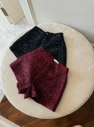 TB9807 QUẦN DẠ SHORT KIM SA (ĐEN)