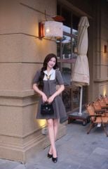 VGU2115 ĐẦM XÁM NGẮN CỔ VEST ĐÍNG TAG