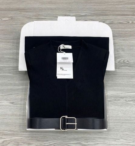 KS1695 - ĐẦM CỔ V TÙNG XÒE - KÈM NỊT (ĐEN)