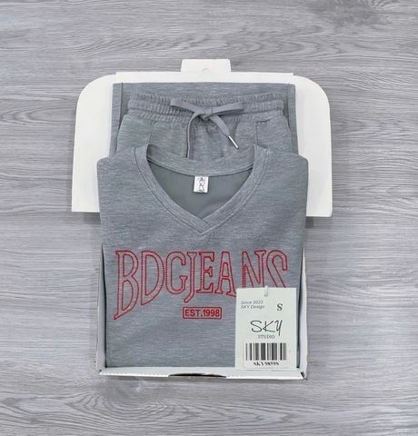 SKY9859 SET THUN ÁO CỔ TIM THÊU CHỮ - CHÂN VÁY DÀI (XÁM)