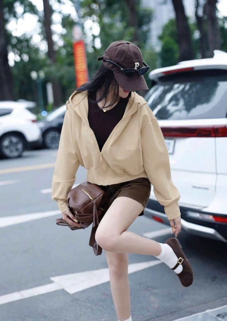 KS1713 - ÁO KHOÁC BASIC - MÀU DA