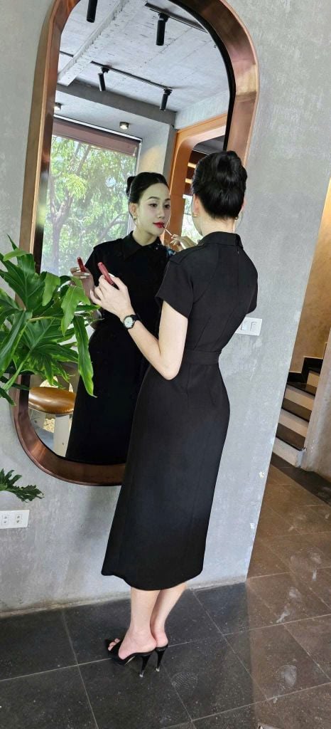 VGU2192 - ĐẦM CÔNG SỞ PHỐI NÚT ĐEN - KÈM NỊT