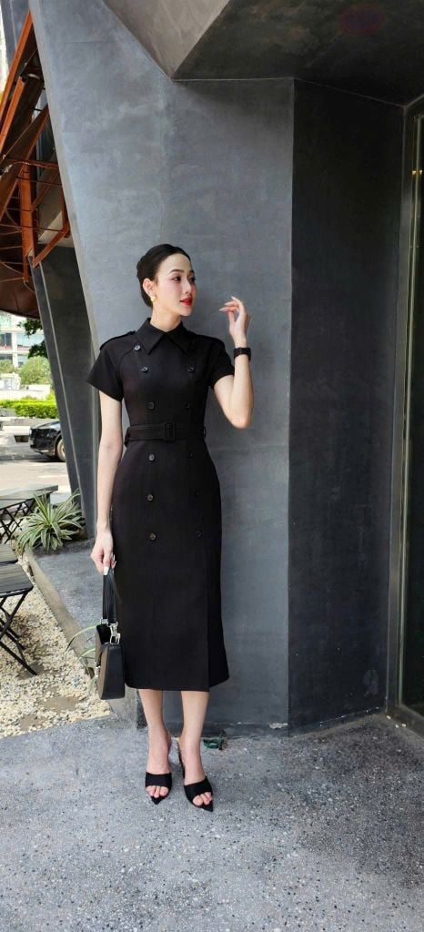 VGU2192 - ĐẦM CÔNG SỞ PHỐI NÚT ĐEN - KÈM NỊT