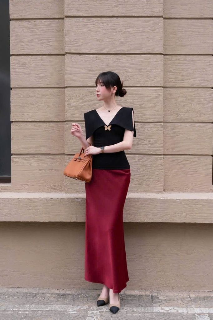 SKY9897 - SET ÁO KIỂU BODY ĐÍNH TAG BƯỚM - CHÂN VÁY ĐỎ