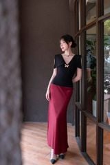 SKY9897 - SET ÁO KIỂU BODY ĐÍNH TAG BƯỚM - CHÂN VÁY ĐỎ