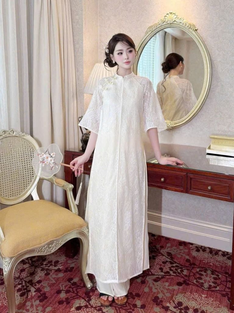 VGU2208 SET ÁO DÀI REN TAY LỠ PHỐI DÂY CHARM CAO CẤP