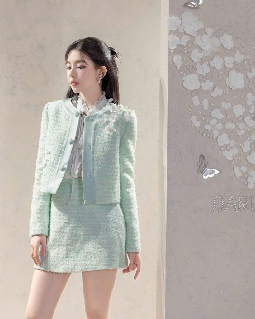 VGU2217 SET DẠ KẾT HOA XANH - CHÂN VÁY NGẮN (KO KÈM ÁO TRONG)