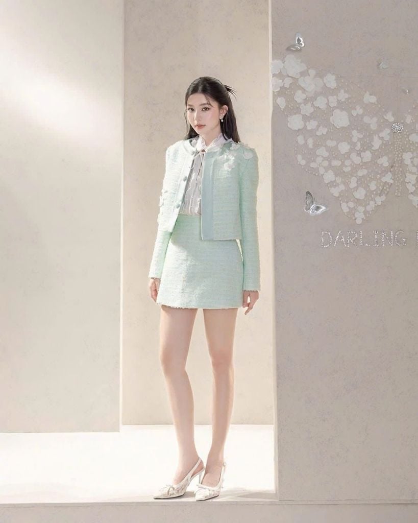 VGU2217 SET DẠ KẾT HOA XANH - CHÂN VÁY NGẮN (KO KÈM ÁO TRONG)