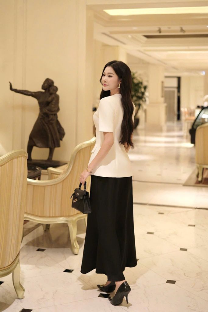 VGU2355 SET CÔNG SỞ PHỐI NÚT- CHÂN VÁY ĐUÔI CÁ