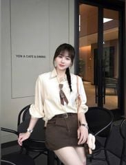 VGU0558 - SET ÁO SƠ MI ĐÍNH NƠ + CHÂN VÁY NGẮN NÂU