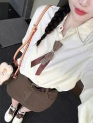 VGU0558 - SET ÁO SƠ MI ĐÍNH NƠ + CHÂN VÁY NGẮN NÂU