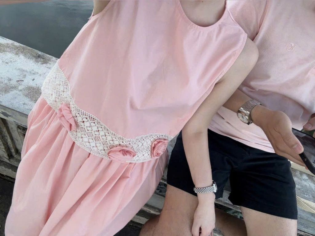 VGU0661 SET ÁO ĐÍNH HOA +CV DÀI (HỒNG)