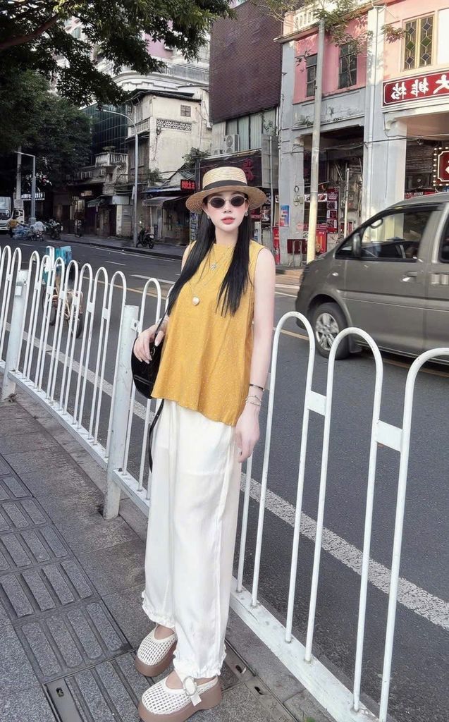 TB8814 - SET ÁO CHẤM BI SÁT NÁCH VÀNG - QUẦN DÀI VIỀN BÈO