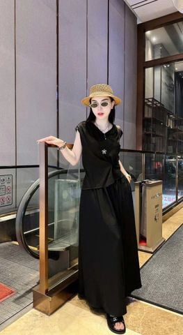 TB8877 - ĐẦM LỤA CỔ TIM, PHỐI LƯNG BẢN THUN - MÀU ĐEN