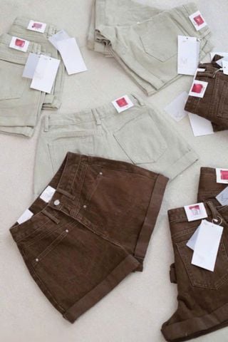 VGU1036 - QUẦN SHORT - MÀU NÂU