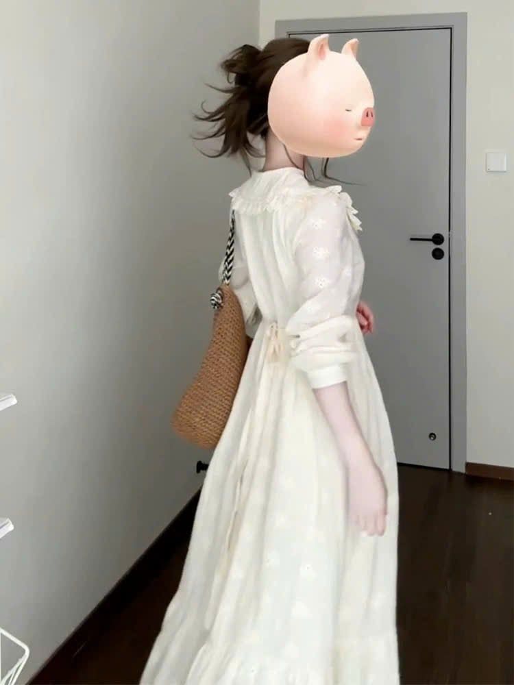 VGU1200 ĐẦM HOA THÊU TAY DÀI CỔ BÈO CAO CẤP