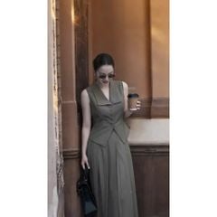 KS1211 - SET ÁO SÁT NÁCH, CHÂN VÁY DÀI XẾP LY NÂU