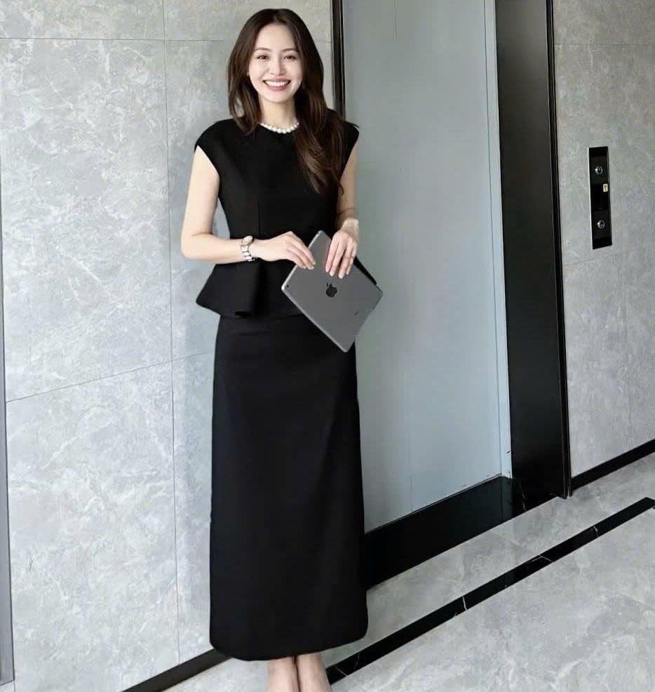 VGU1303 SET ÁO CỔ ĐÍNH NGỌC +CV DÀI (ĐEN )