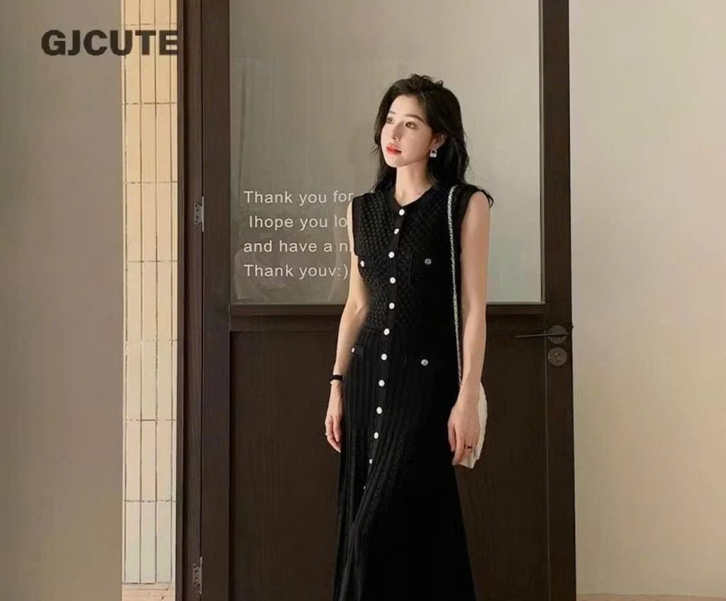 VGU1359 - ĐẦM LEN DỆT KIM CC ( KÈM ĐẦM DÂY) - MÀU ĐEN