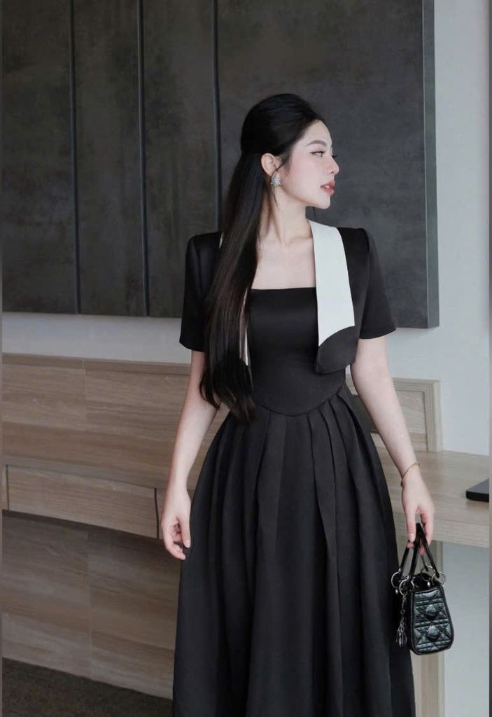 VGU1510 - ĐẦM DÀI 2 DÂY ĐEN + ÁO KHOÁC