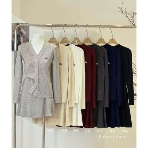 LEN4205 SET LEN ALO - CHÂN VÁY NGẮN (DA)