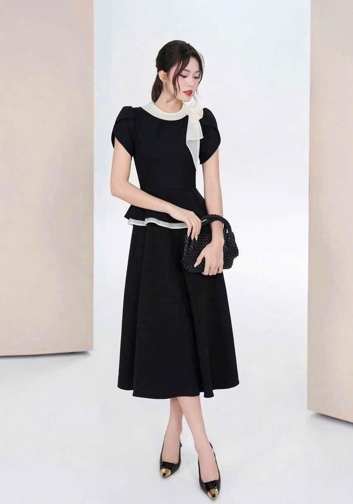 VGU1811 - ĐẦM GIẢ SET DÁNG DÀI- KÈM TAG HOA VOAN