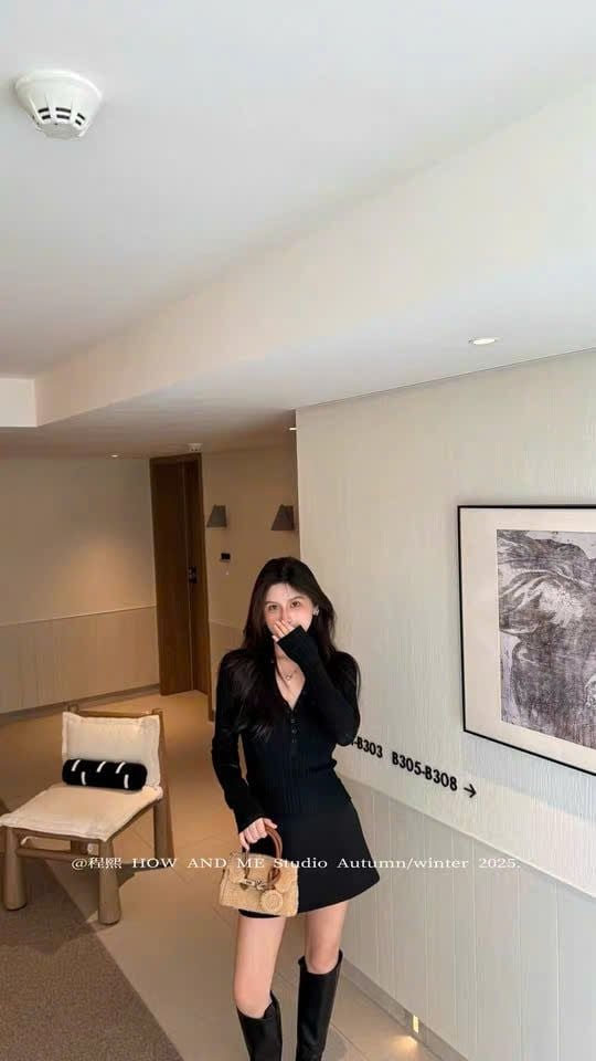 LEN5228 ÁO LEN NGỰA TAY DÀI PHỐI NÚT (TRẮNG) 8807