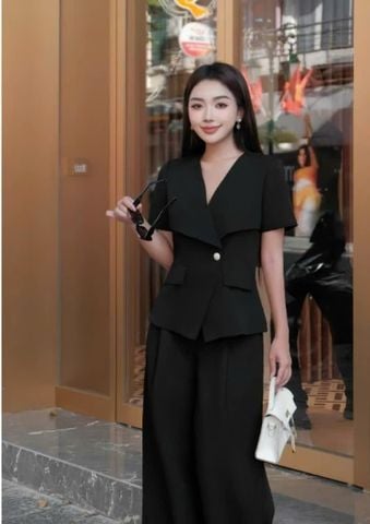 VGU1933 SET ÁO CỔ V VẠT CHÉO TAG HOA - QUẦN TÂY SUÔNG (ĐEN)