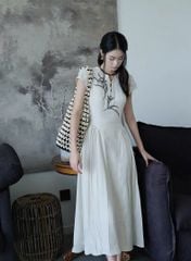 VGU1899 - ĐẦM DÀI THÊU HOA