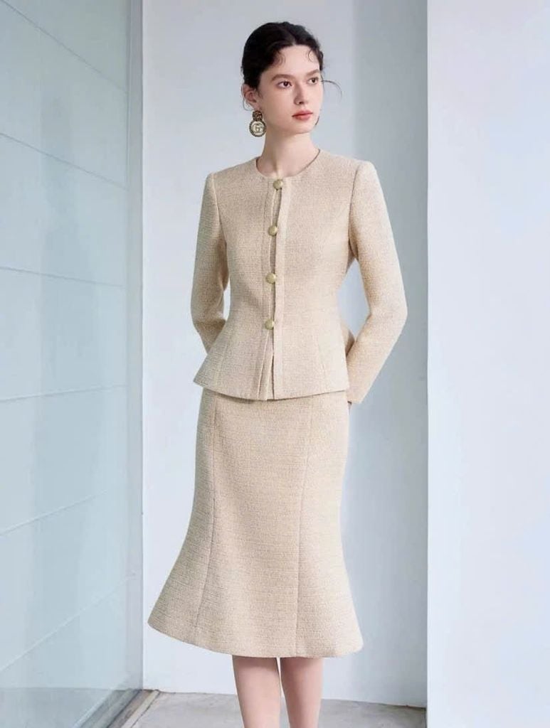 VGU2022 SET ÁO TK TÙNG PEPLUM TAY DÀI - C.VÁY ĐUÔI CÁ LỬNG