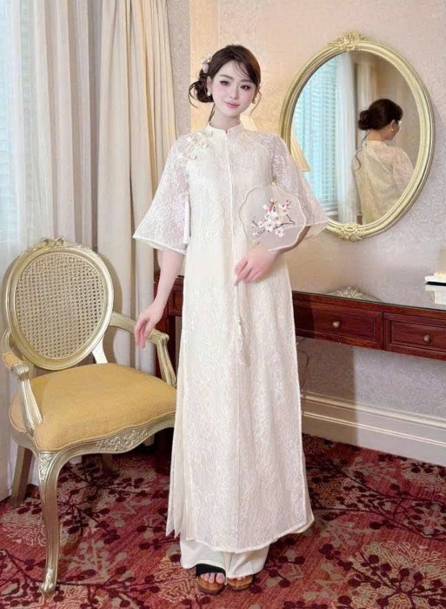 VGU2208 SET ÁO DÀI REN TAY LỠ PHỐI DÂY CHARM CAO CẤP