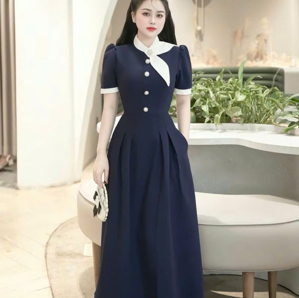 VGU0761 ĐẦM DÀI CỔ SƠ MI ĐÍNH NÚT (XANH ĐEN )