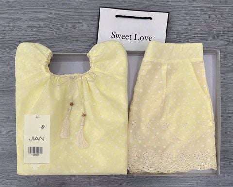TB8982 SET CHẤM BI QUẦN SHORT (VÀNG)