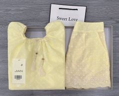 TB8982 SET CHẤM BI QUẦN SHORT (VÀNG)