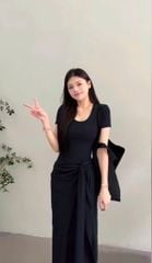 VGU1120 ĐẦM BODY KÈM DÂY CỘT XOẮN EO (ĐEN)