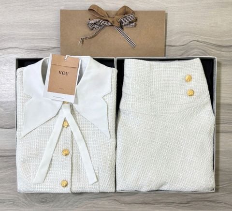 VGU1444 SET DẠ CỔ CÁNH BƯỚM - CHÂN VÁY NGẮN