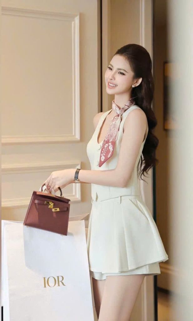 VGU1559 SET VEST NÂU KÈM CHOÀNG