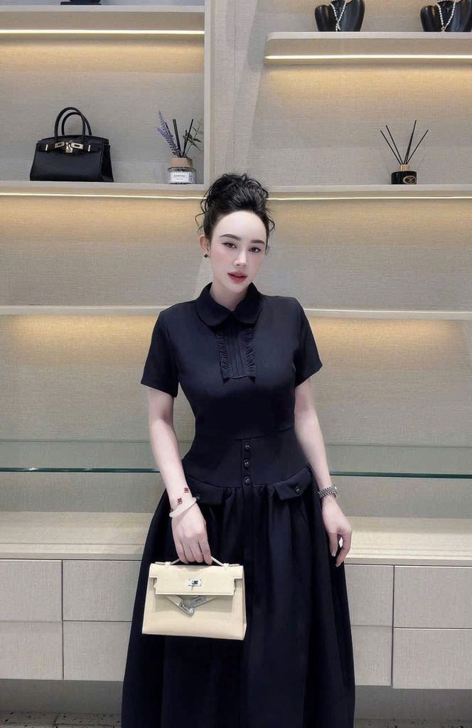 TB9421 ĐẦM CỔ SƠ MI ĐÍNH NÚT (XANH ĐEN )