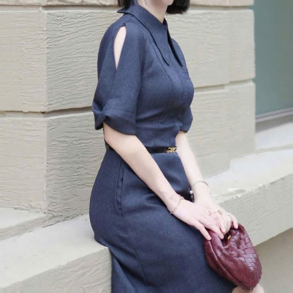 VGU1856 ĐẦM NGẮN CỔ SƠ MI KÈM NỊT