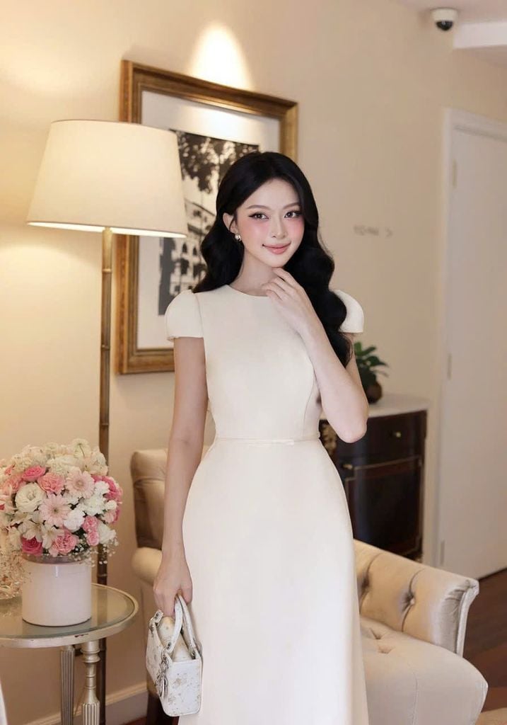 SKY9779 ĐẦM DÀI EO ĐÍNH NƠ