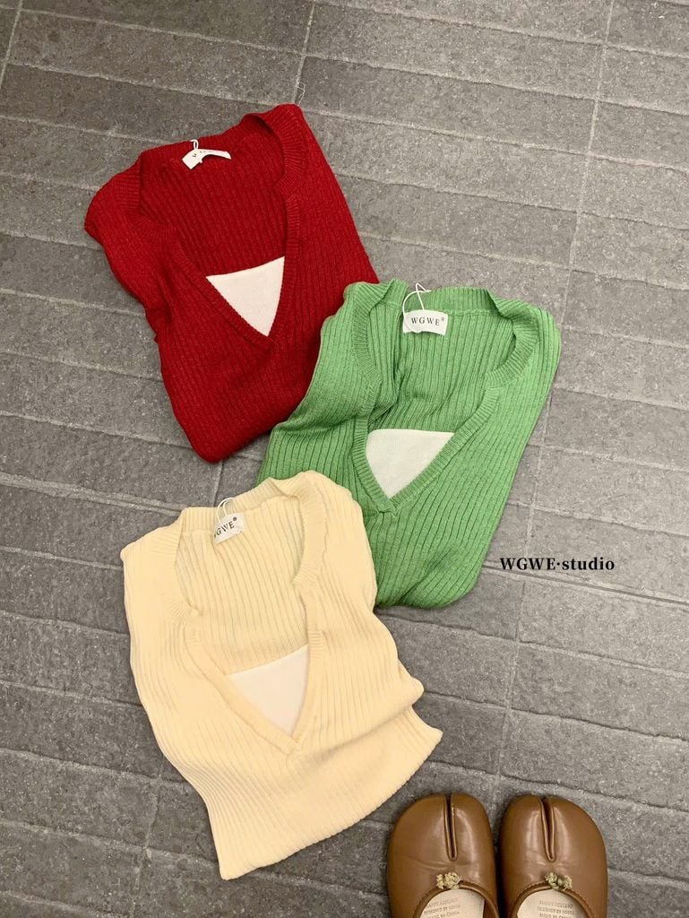 LEN6144 ÁO LEN TAY DÀI CỔ V (VÀNG) 6858