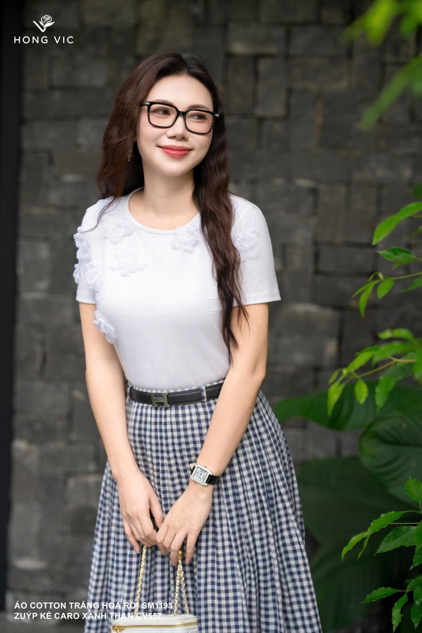 Áo cotton trắng hoa rơi SM1193