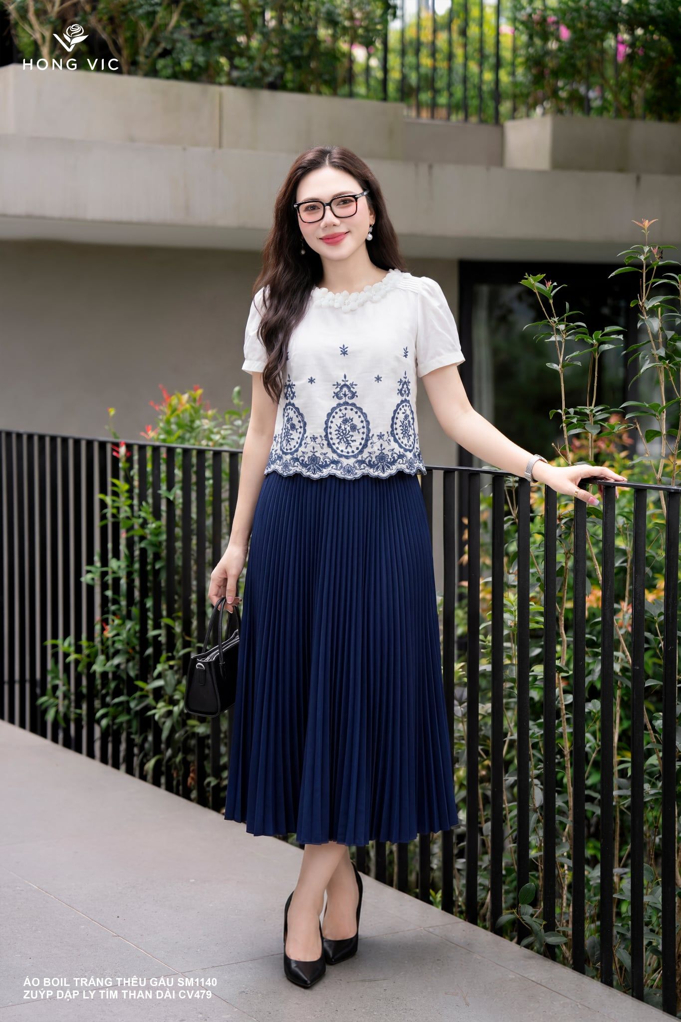 Zuýp dập ly tím than dài CV479