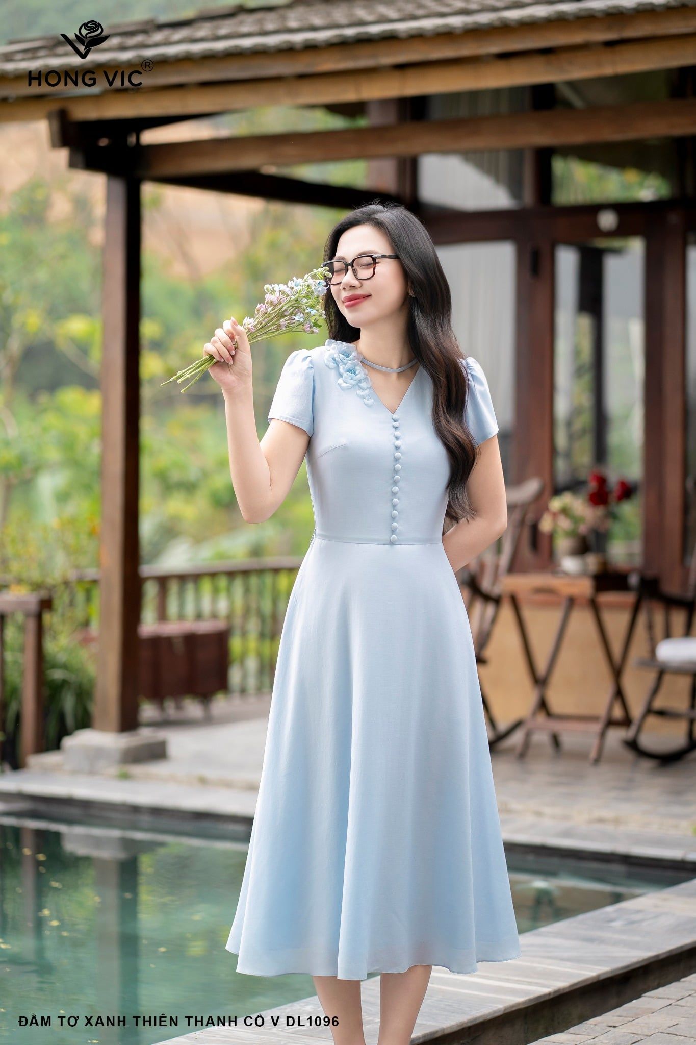 Đầm tơ xanh thiên thanh cổ V DL1096