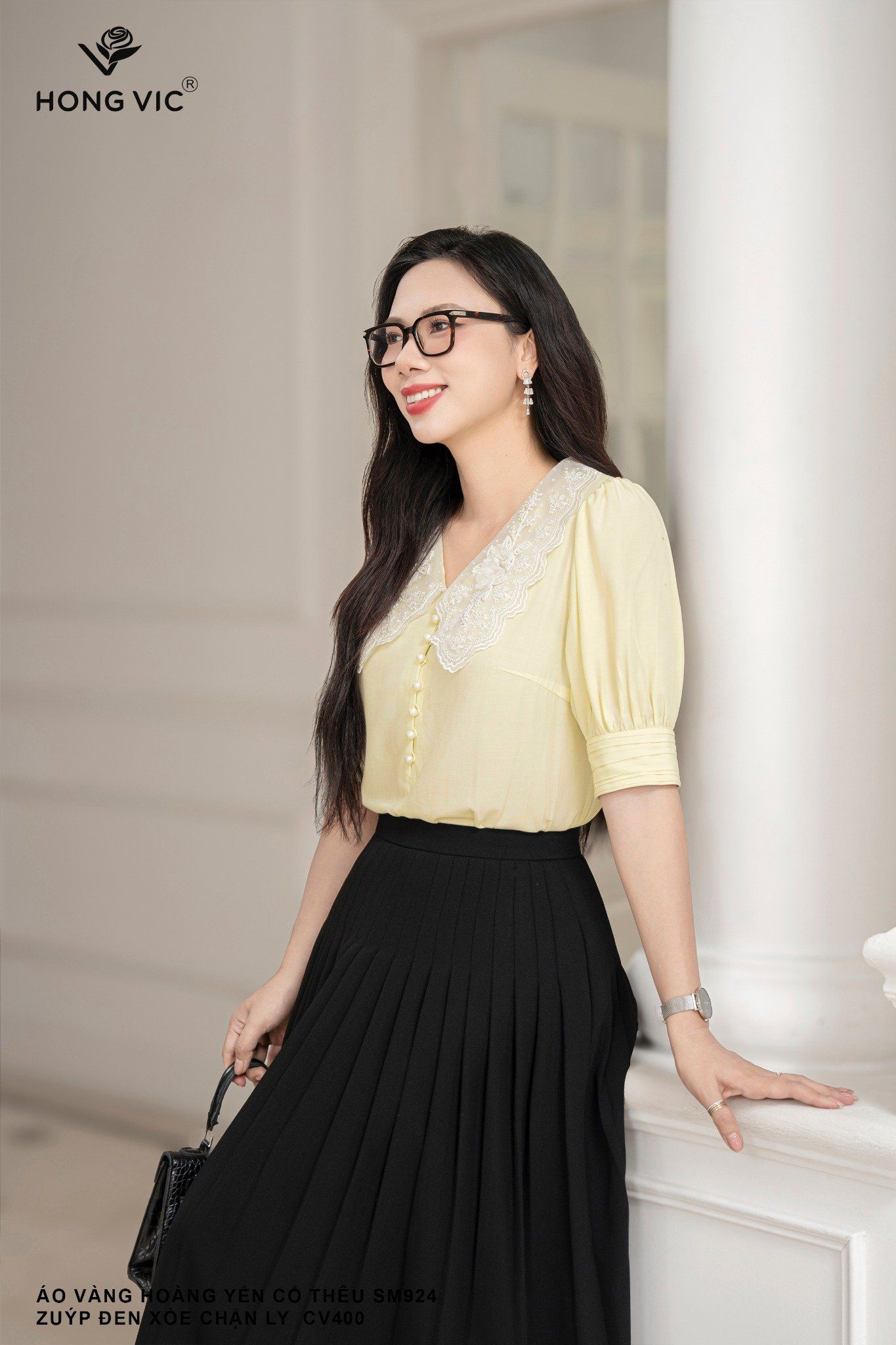 Áo vàng hoàng yến cổ thêu SM924 – hongvicfashion