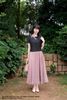 Áo đen croptop cộc tay đính hoa đào SM699