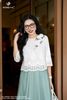 Áo trắng thêu hoa gấu SM990
