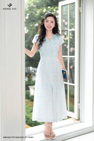 Đầm họa tiết xanh nhạt cổ V DL957